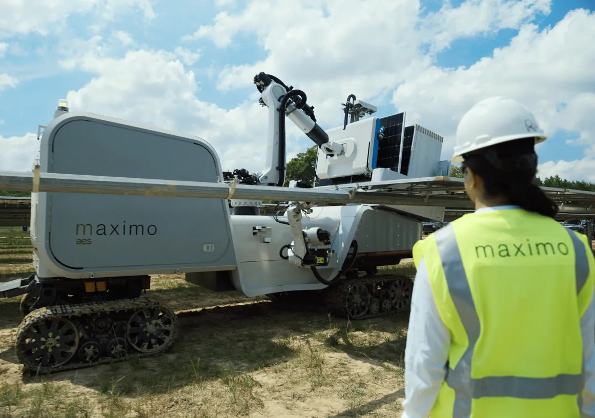 maximo robot